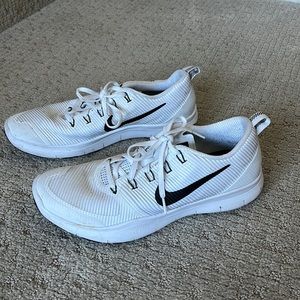 NIKE Training : Flywire